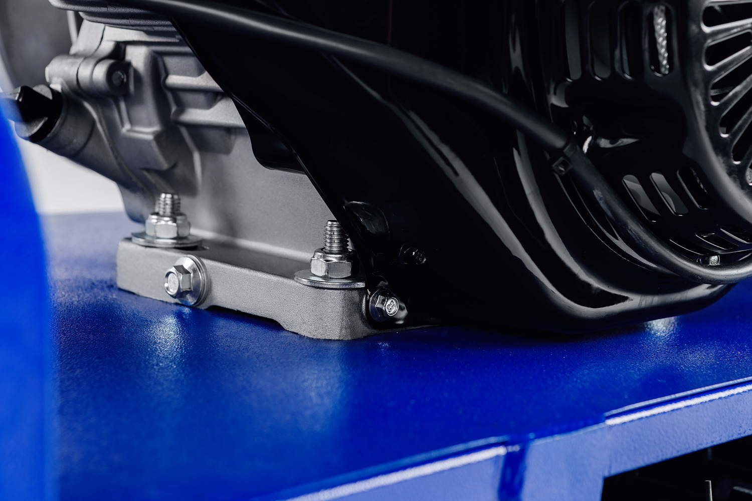 Мотобуксировщик SNOW DOG 17 с эл. запуском (DINKING) в Хабаровске