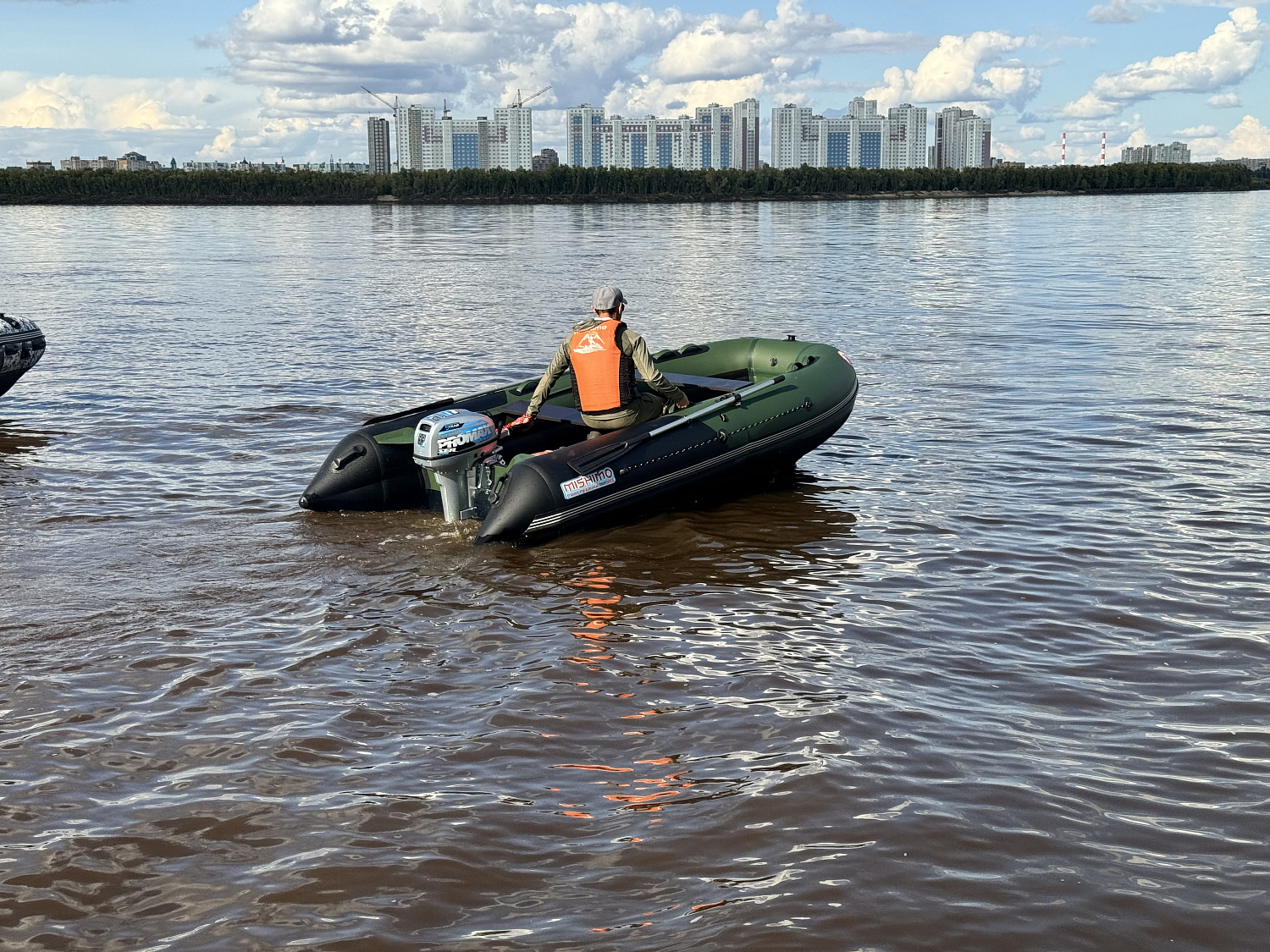 Лодка MISHIMO BIG FLOOR 380 в Хабаровске