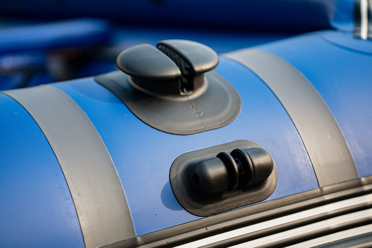 Лодка MISHIMO RIVER FJET PRO 430  под водомет в Хабаровске