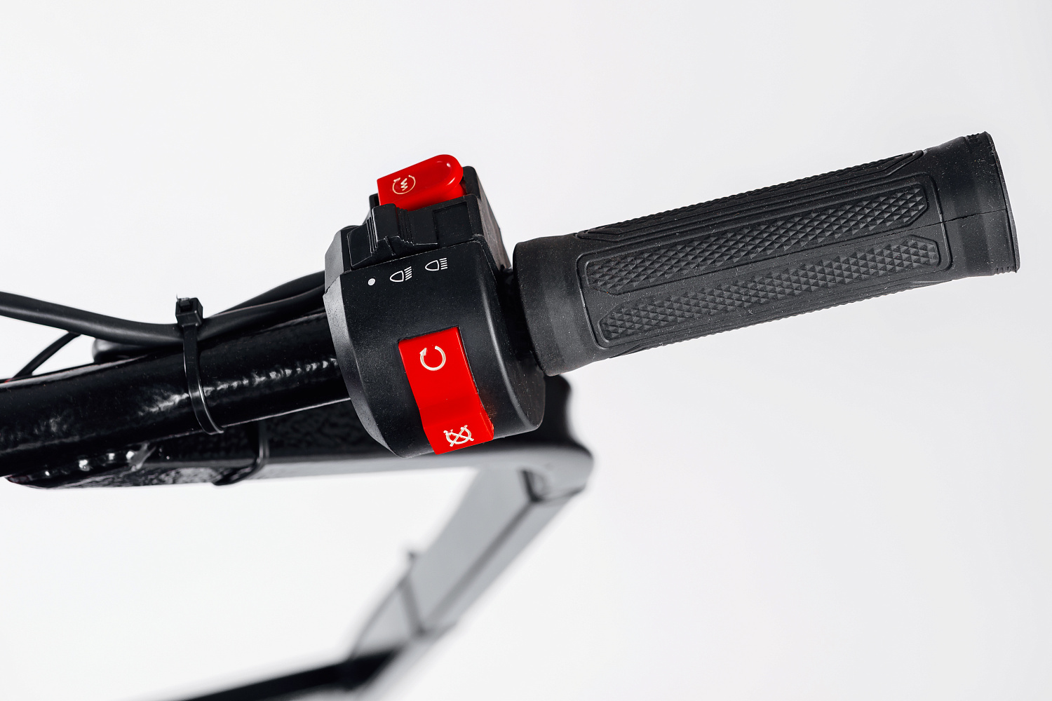 МОТОБУКСИРОВЩИК IKUDZO LONG 2.0 1700/500 EKR19 в Хабаровске