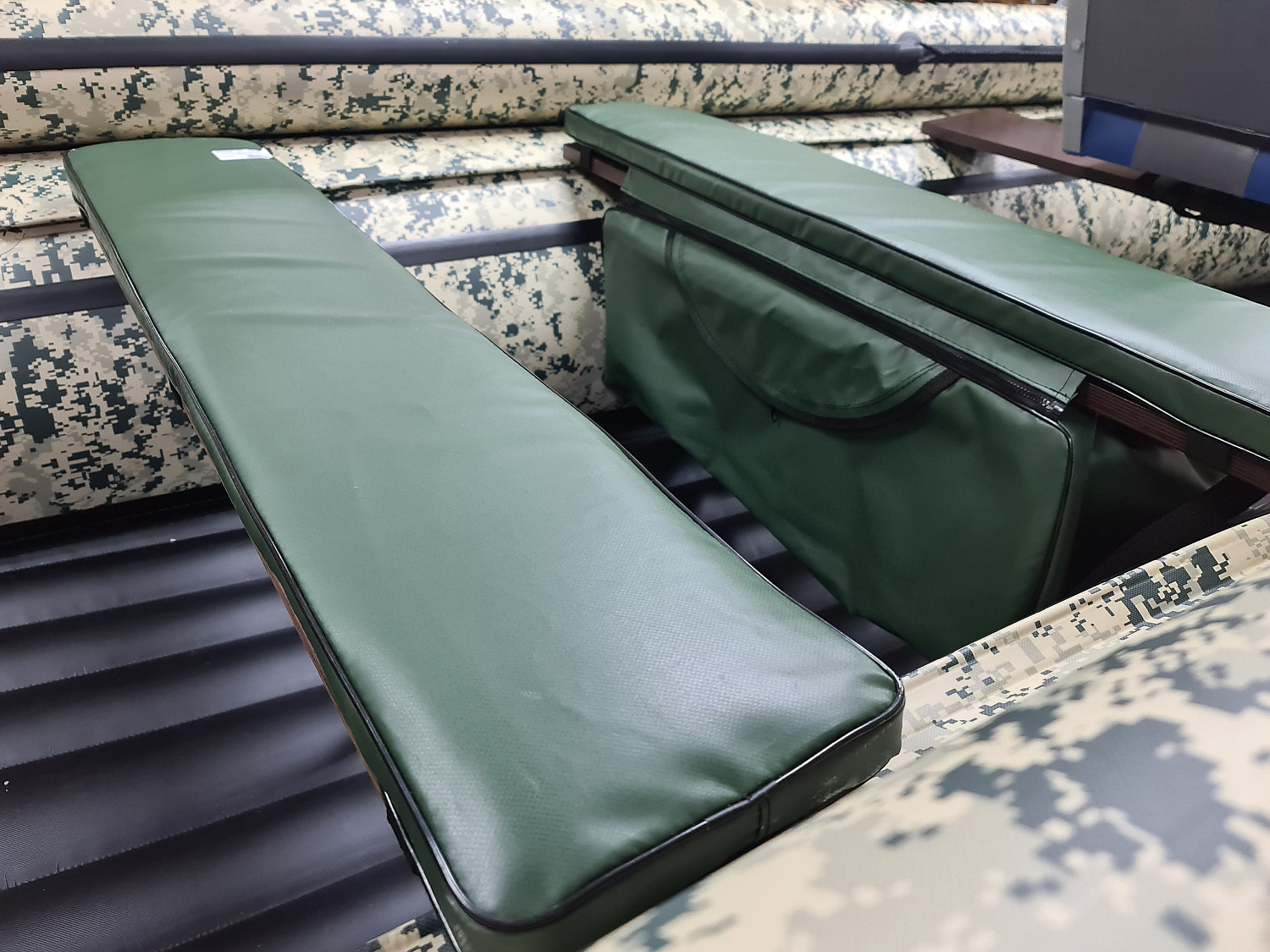 КОМПЛЕКТ МЯГКИХ НАКЛАДОК С СУМКОЙ ДЛЯ ЛОДОК 110Х20 ЗЕЛЕНЫЙ в Хабаровске