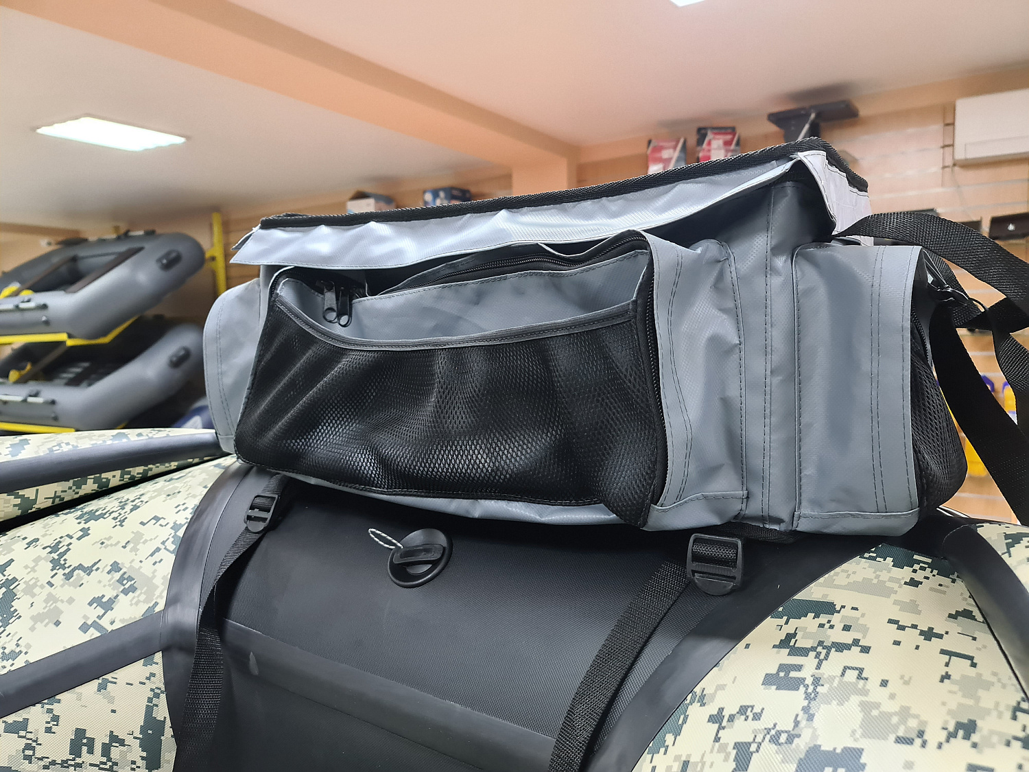 СУМКА ЛЮКС НА БАЛЛОН ДЛЯ ЛОДОК ПВХ 50Х25Х25 СМ в Хабаровске