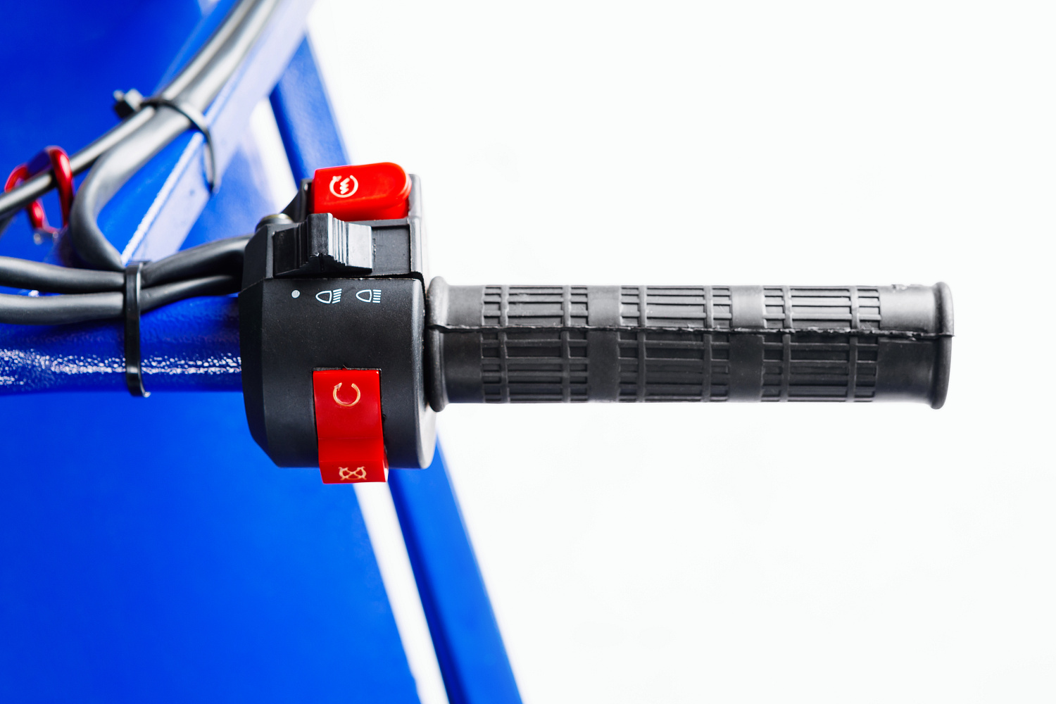 МОТОБУКСИРОВЩИК SNOW DOG 15 л.с. в Хабаровске