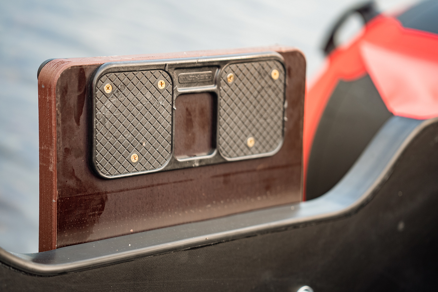 Лодка MISHIMO RIVER FJET PRO 430  под водомет в Хабаровске