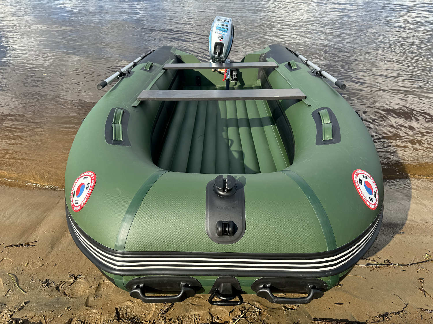 Лодка MISHIMO BIG FLOOR 400 в Хабаровске